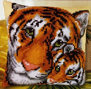 Изображение Тигрица с тигренком (подушка)