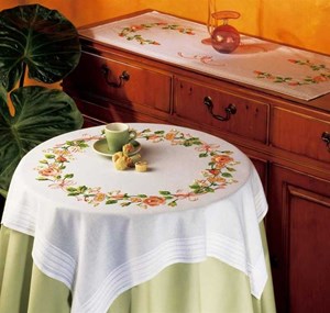 Изображение Розы (скатерть) (Roses Tablecloth)